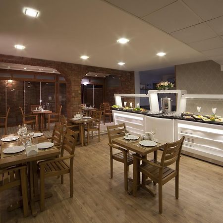 Walk In Hotel Izmir Bagian luar foto